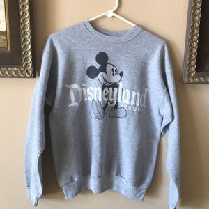 Vintage-Looking Disneyland Mickey Mouse Sweatshirt